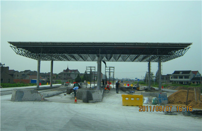 启东收费站网架工程